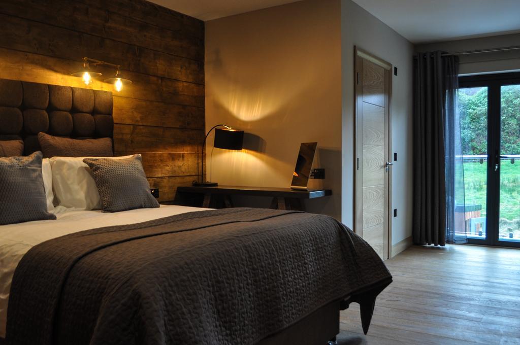 The Corran Motel ออนิค ภายนอก รูปภาพ