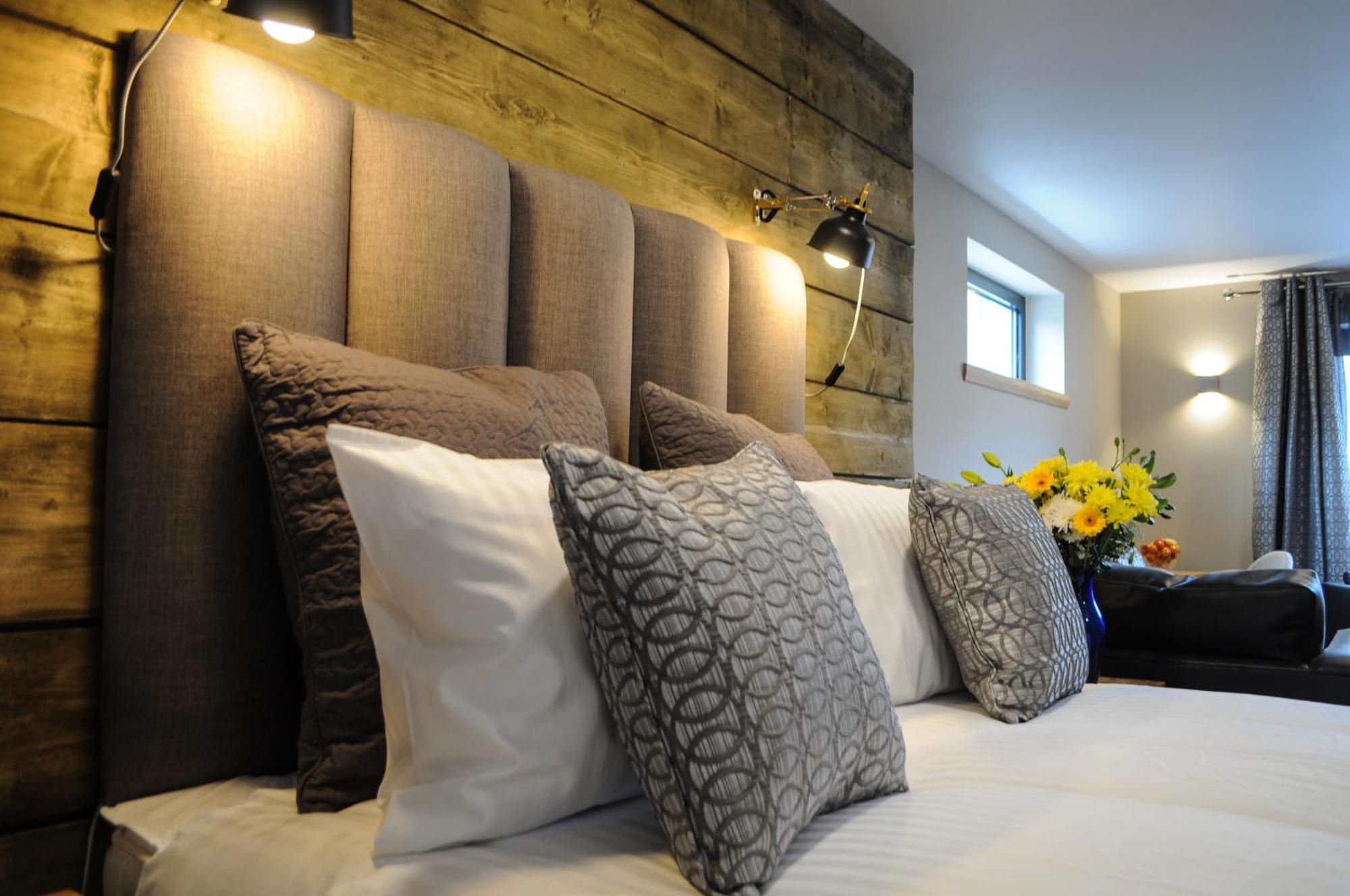 The Corran Motel ออนิค ภายนอก รูปภาพ
