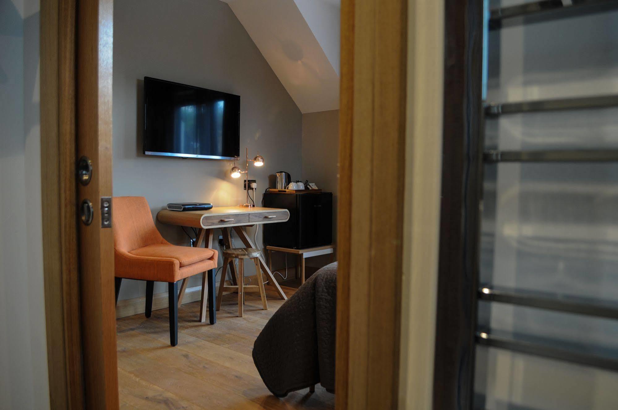 The Corran Motel ออนิค ภายนอก รูปภาพ