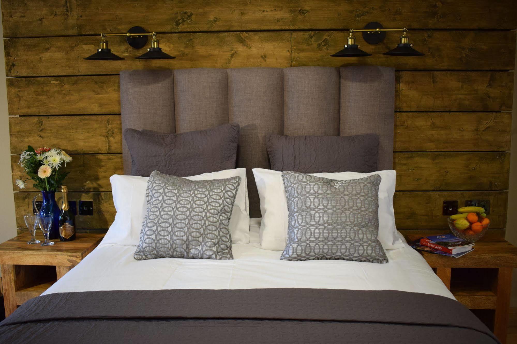 The Corran Motel ออนิค ภายนอก รูปภาพ