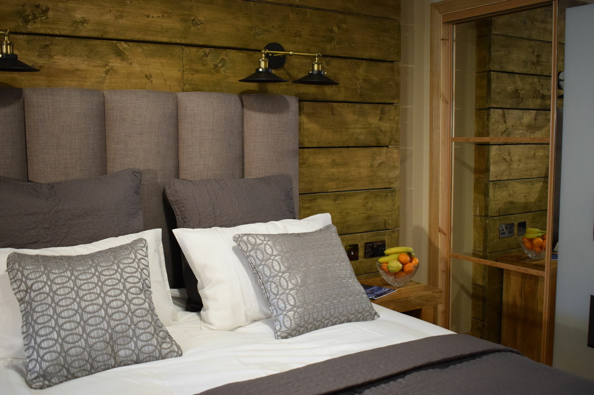 The Corran Motel ออนิค ภายนอก รูปภาพ