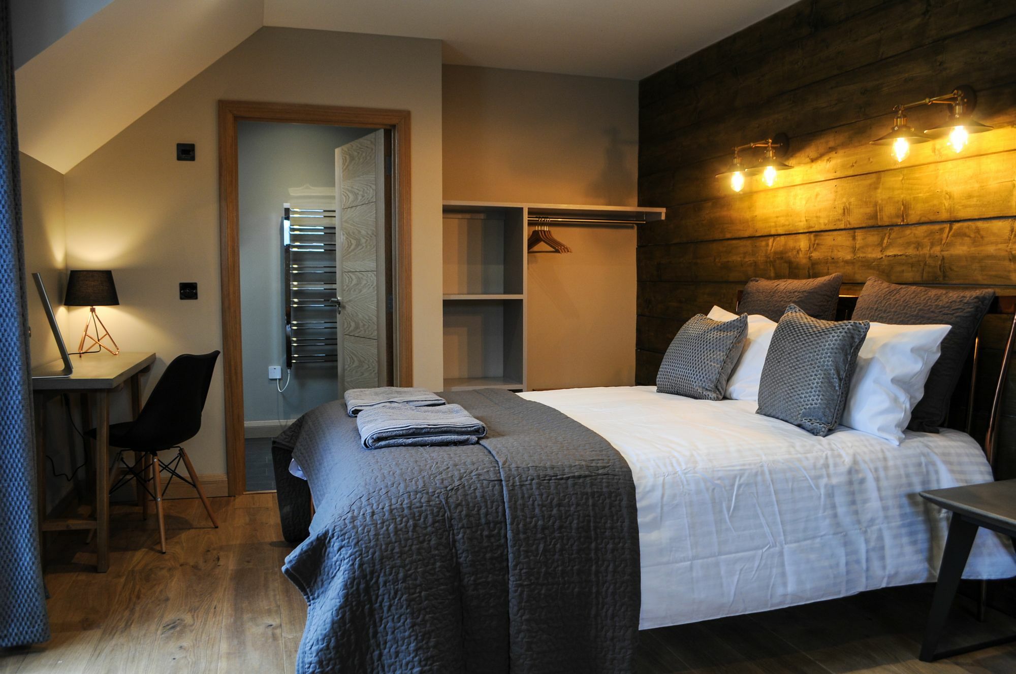 The Corran Motel ออนิค ภายนอก รูปภาพ